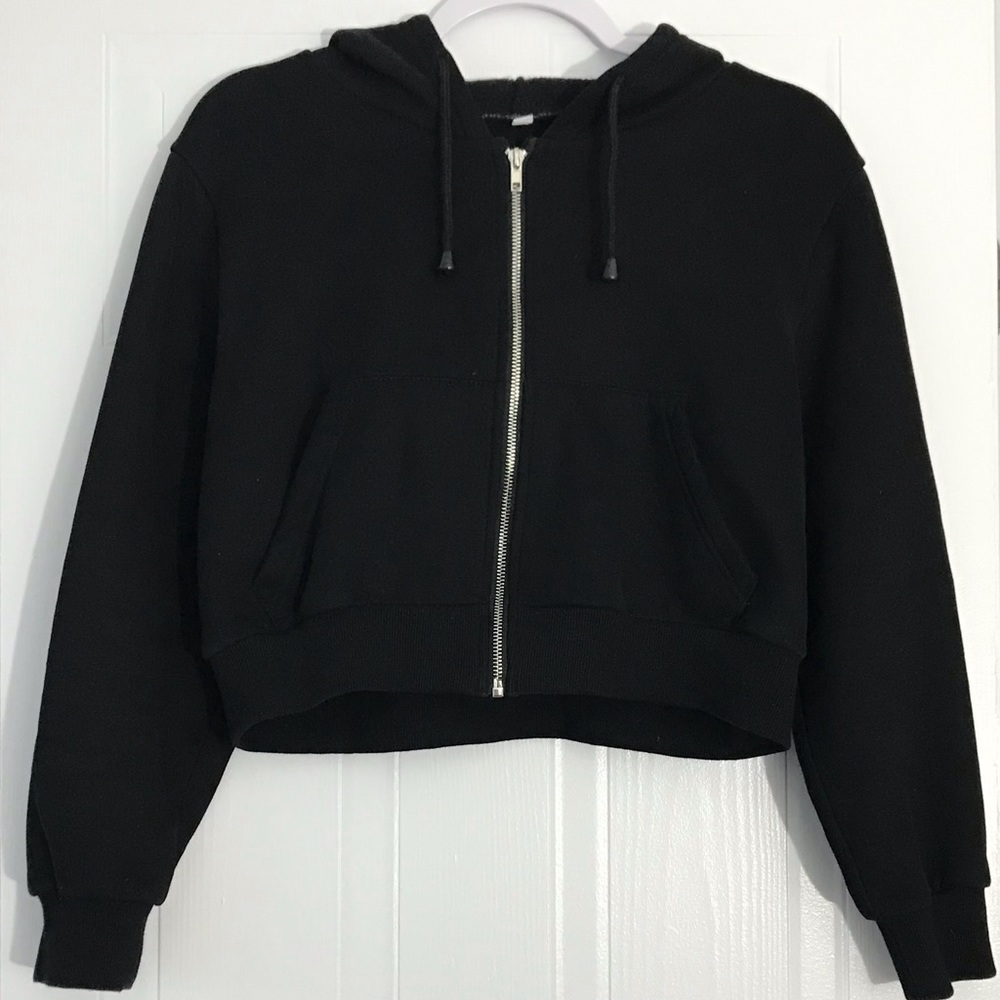 Black Cropped Zip-up Jacket